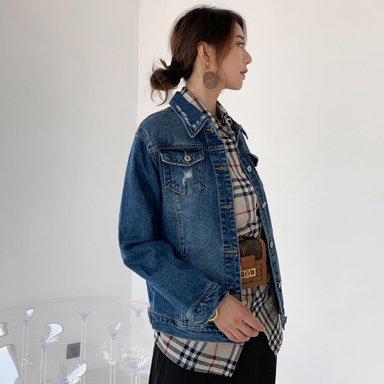 秋季款新品潮流韩版女款磨破长袖 真维斯时尚短外套