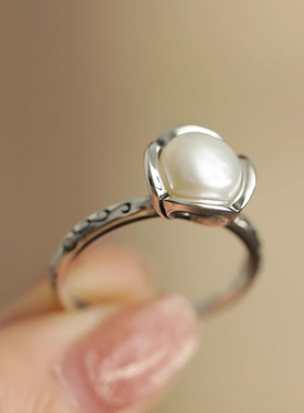 新中式高端珍珠花朵戒指