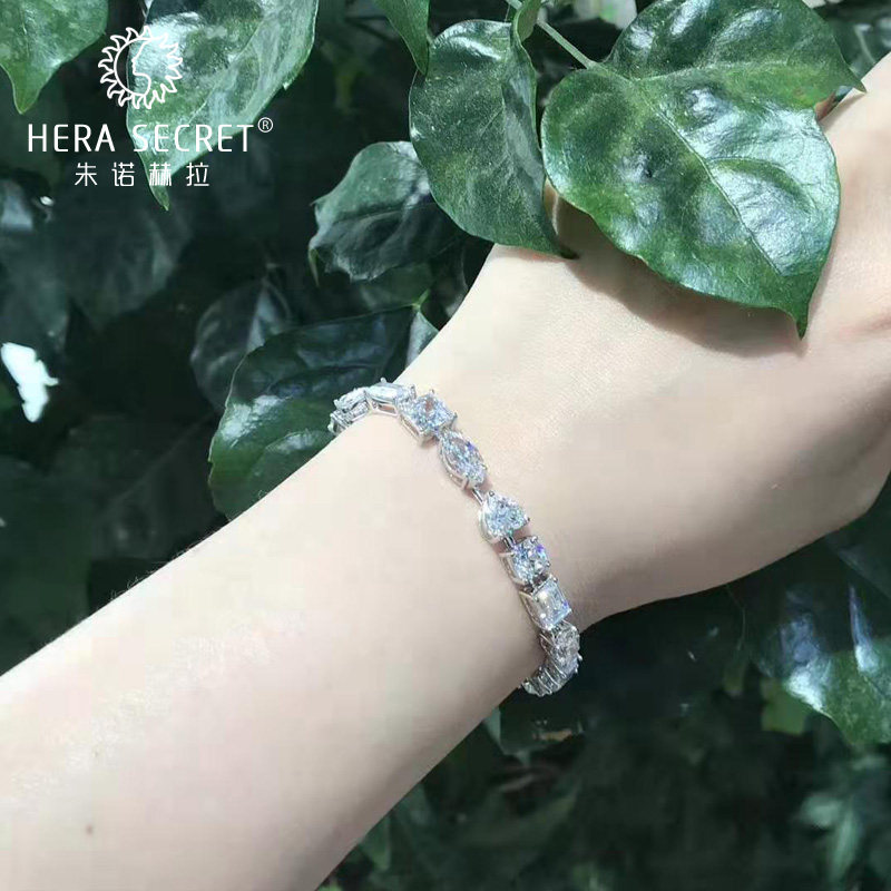 赫拉新款13.8克拉仿真钻石大气手链 朱诺赫拉手链