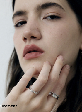 925银拉丝细戒素圈组合戒高级精致叠戴独特通勤百搭原创小众设计