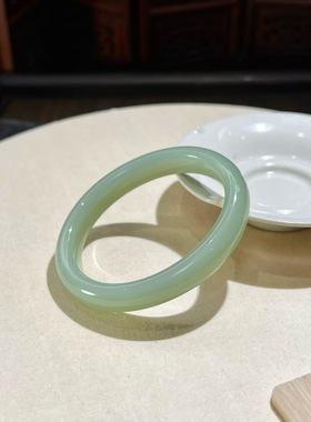 天然和田玉手镯女款碧玉粉青玉石镯子玉镯子玉手镯