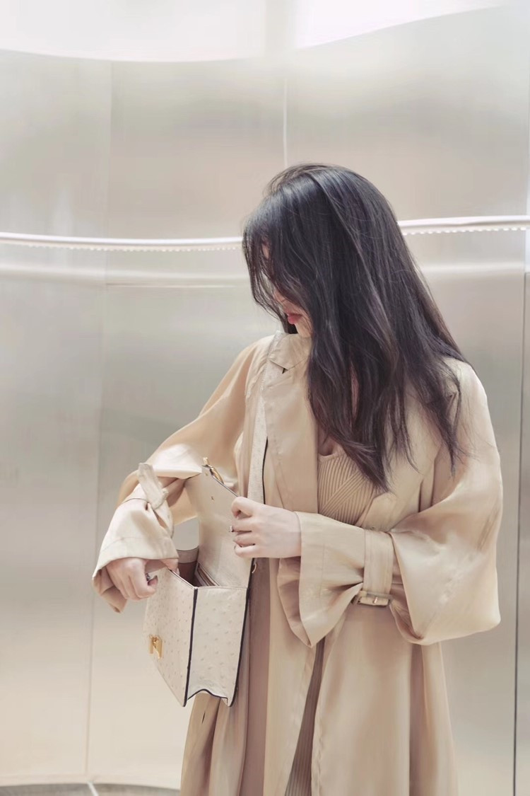 和服式流金风衣中长款外套薄防晒服绝美光泽本期强推 晴天女神 和服式流金风衣中长款外套薄防晒服绝美光泽本期强推 晴天女神