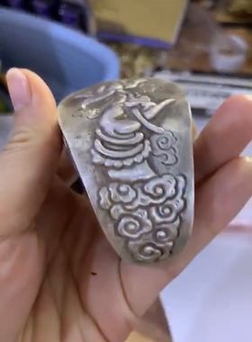 来图包金镶嵌狼牙吊坠定制