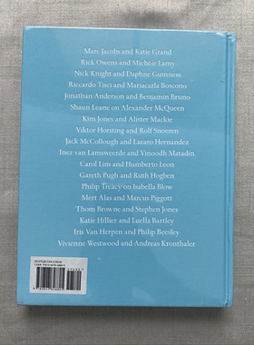 现代时尚样板间摆设艺术画册