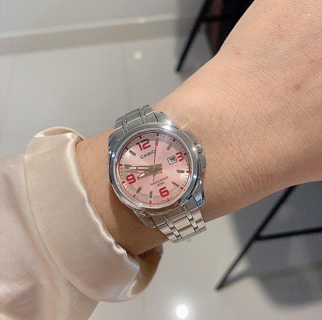 Casio Casio watch female pink retro ladies quartz student watch LTP-1314D Sakura Pink