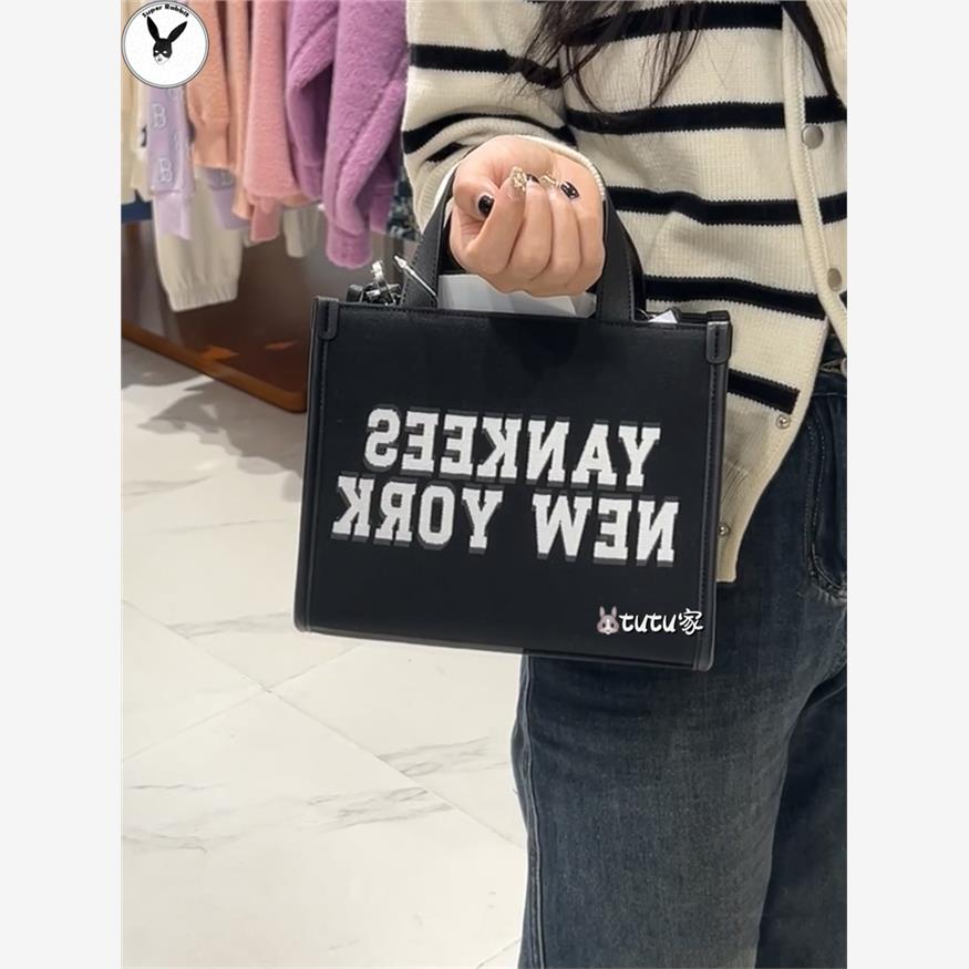 MLB男女虞书欣同款字母休闲学院风单肩斜挎托特方包24春新款ORS02