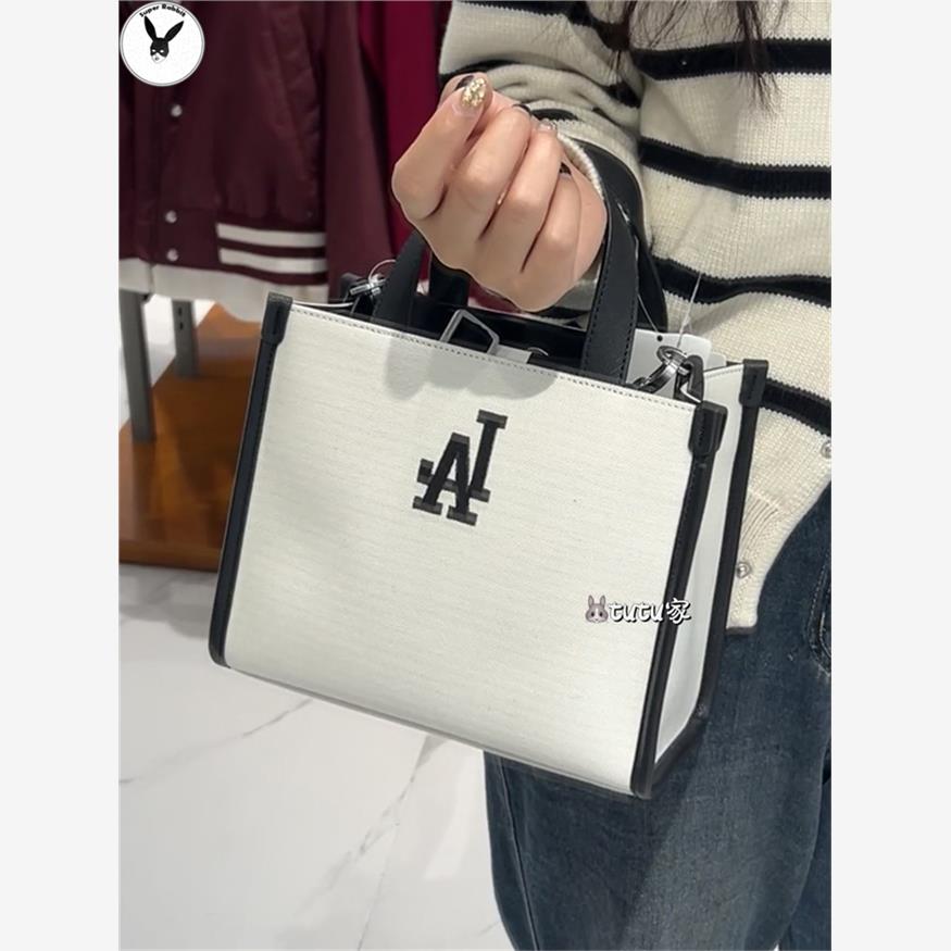 MLB男女虞书欣同款字母休闲学院风单肩斜挎托特方包24春新款ORS02