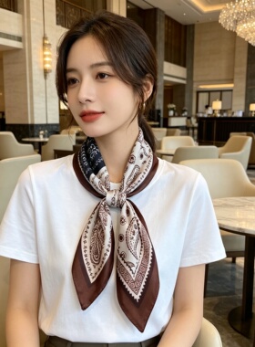 老钱风复古印花小方巾女春夏百搭系脖丝巾高级感围巾时尚绑腰围巾