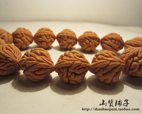 老树疙瘩龙精品 秦岭野生龙纹桃核 刺龙正圆金鱼肚霸王龙男士手串 - 图3
