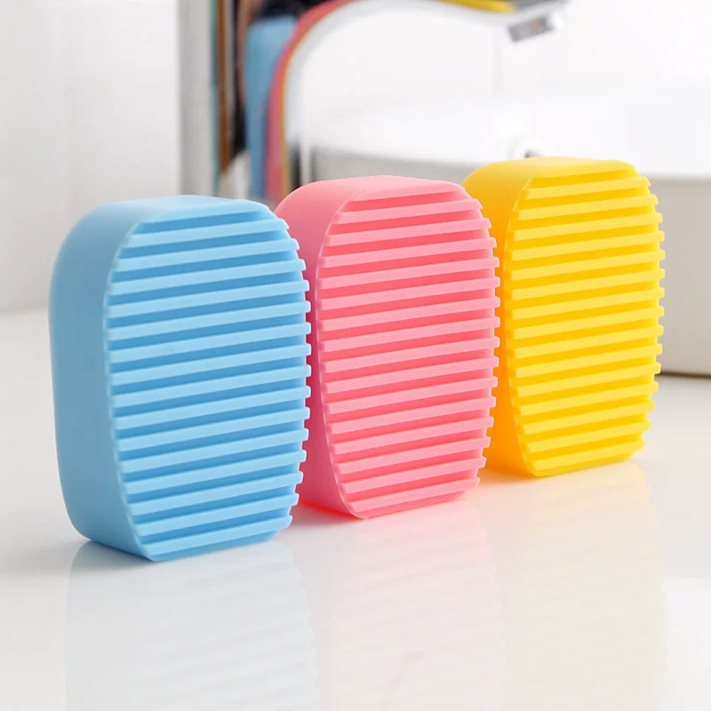 Silicone small brush for laundry, increased thickness