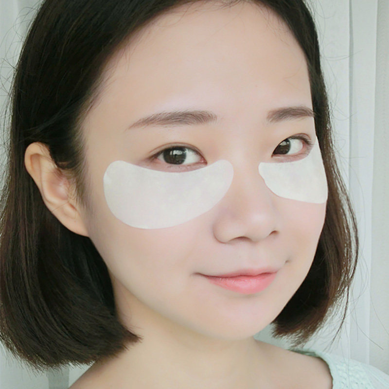 欧诗漫淡纹黑眼圈淡化细纹去眼袋 欧诗漫得尔眼膜