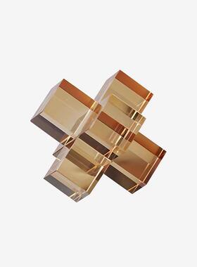 YOUPIN现代轻奢样板间衣帽间项链