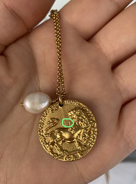 时尚风复古圆牌巴洛克珍珠包邮