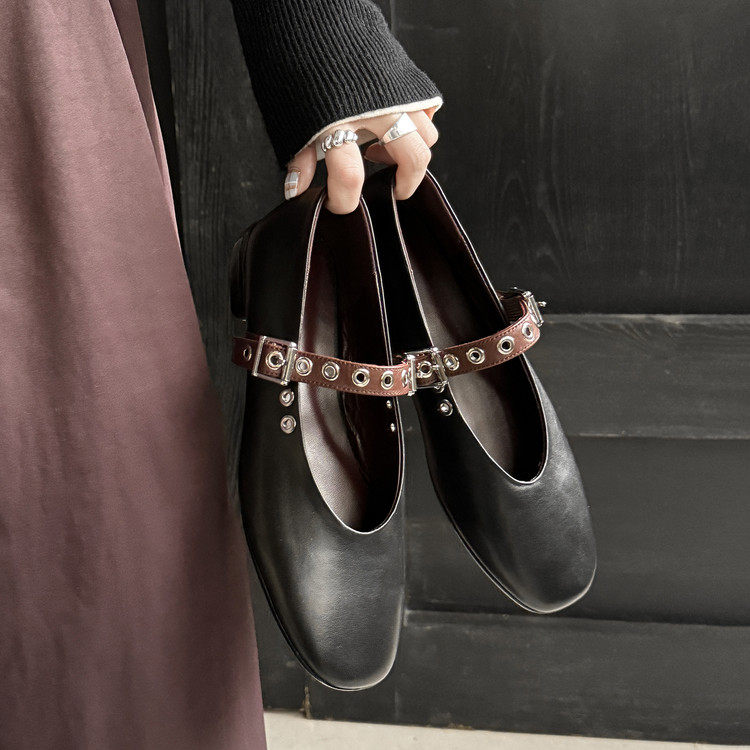 1.5cm跟高 复古铆钉玛丽珍鞋女纯色真皮一字扣带圆头平底百搭单鞋,淘宝优惠券,粉丝福利购,淘宝优惠卷