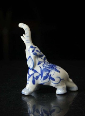 大象老瓷青花瓷吉祥桌面橱窗摆件
