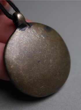 藏传手工纯铜八卦随身护佑吊坠