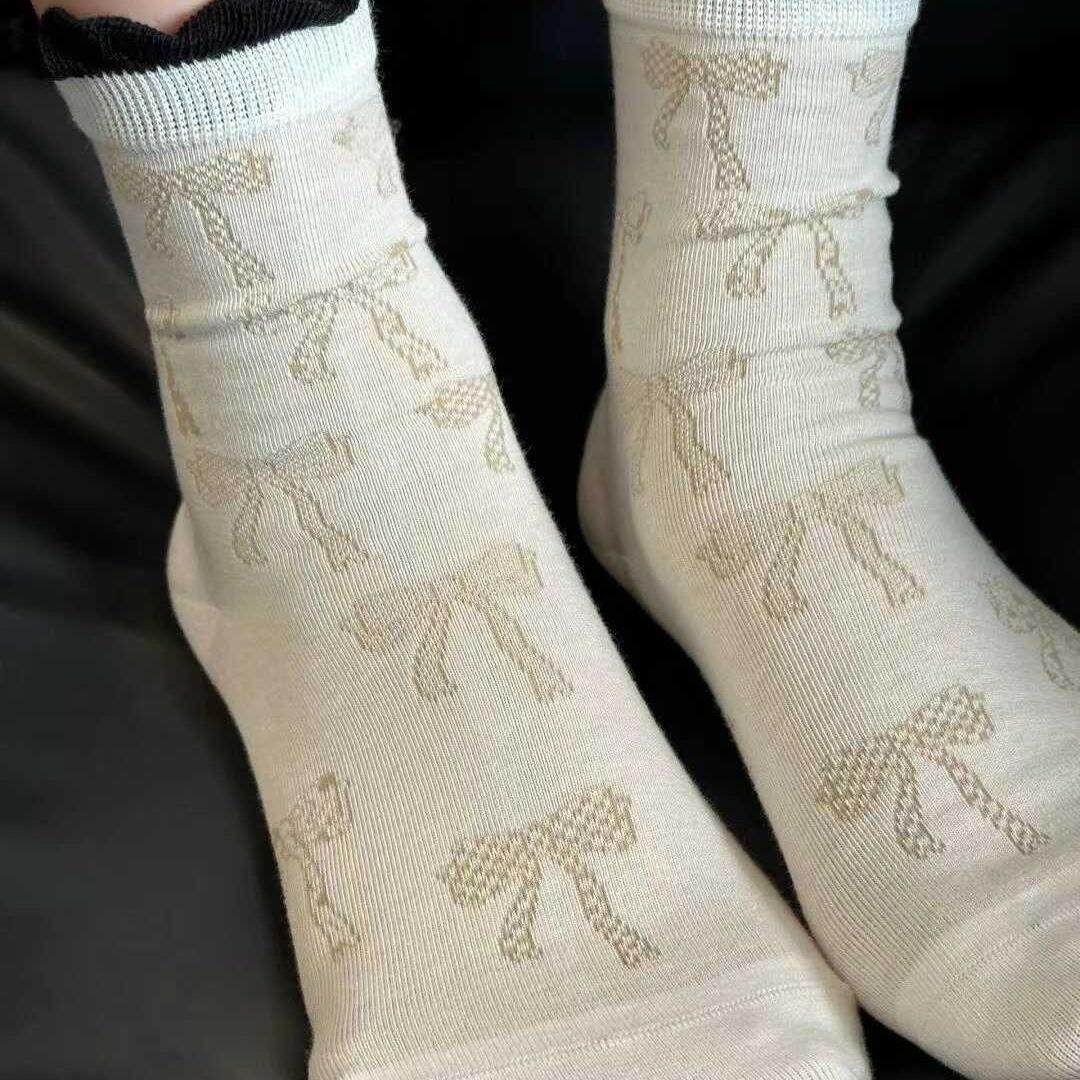 秋冬新款安可拉红袜子女中筒袜ins潮网红款百搭韩系花边堆堆长袜,淘宝优惠券,粉丝福利购,淘宝优惠卷