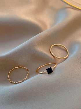 轻奢时尚素圈戒指女款ins潮流网红设计感简约冷淡风食指环手饰品