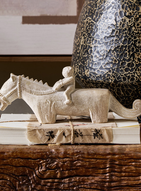 侘寂风民宿度假酒店大堂装饰品