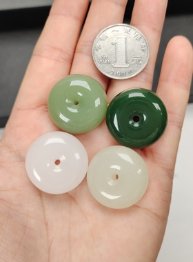 仿和田玉平安扣吊坠百搭仿真度高