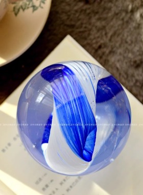 奶白宝蓝扭纹线条感实心镇纸摆件