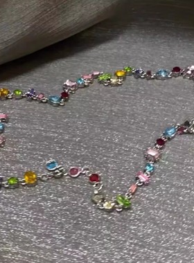 2025夏日新款多巴胺糖果彩色水晶项链轻奢小众爆款锁骨链颈链女