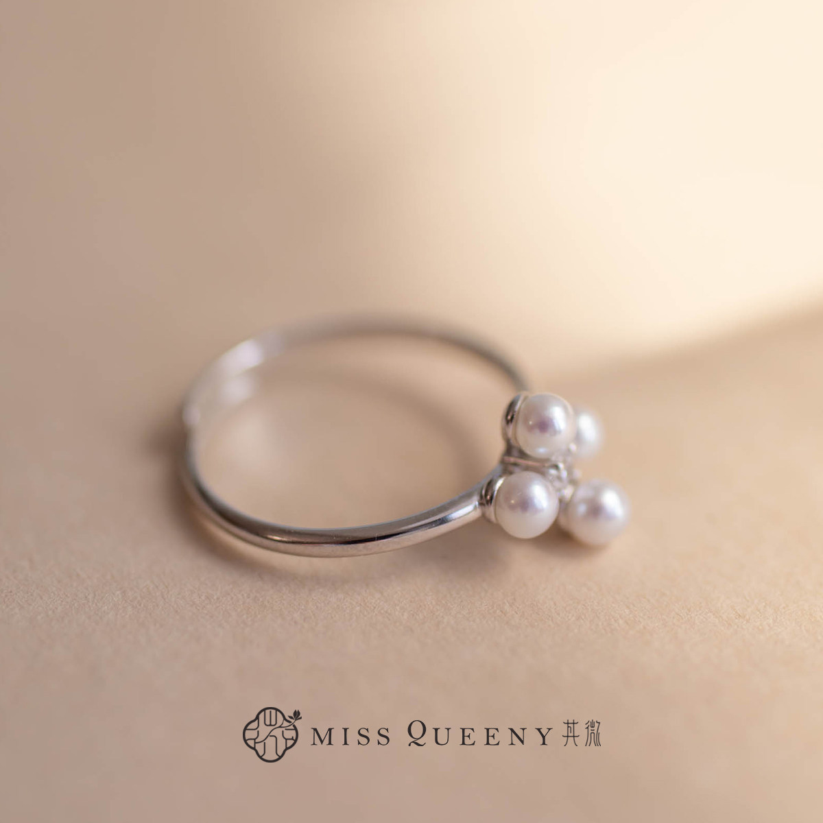 MissQueeny Qiwei | Cross pearl ring sterling silver simple, cute and versatile daily design sense