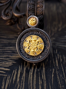 纯银【镶金黄财神】嘎乌盒 吊坠 套链  金色部分为24k贴金工艺