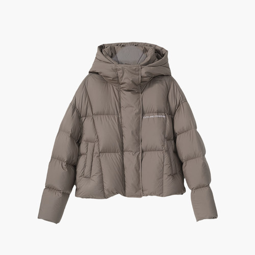 爱居兔鹅绒连帽短款羽绒服女2025年冬季新款小个子轻量保暖面包服 - 图3