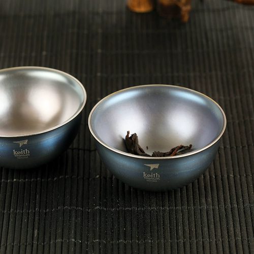 Кейт Кайси титановый титаниум с двойной чашкой чистой титановой изоляции.