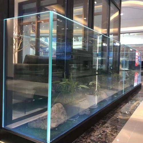 侧装宅边铝合金卡槽 预埋件玻璃固定U型槽玻璃扶手不锈钢楼梯包边 - 图0