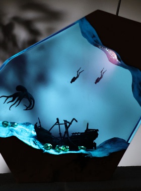 深海沉船章鱼潜水员探险夜灯实木创意家居装饰海洋风树脂工艺品