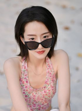 如意2024新款细框黑色百搭时尚百搭女款墨镜5143