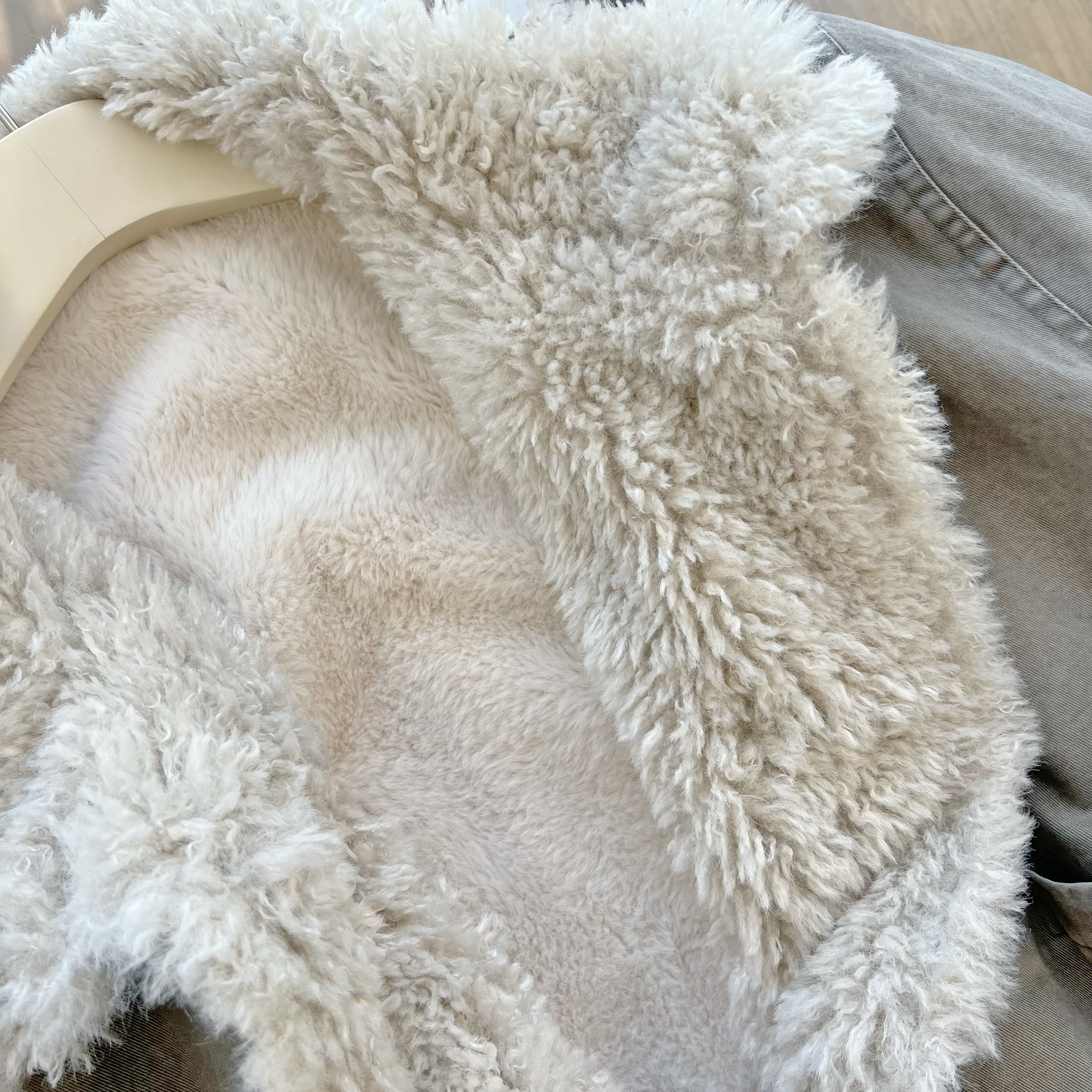 米娜家 欧洲站 现货 25美式复古毛绒内里百搭宽松短外套 E550 221,淘宝优惠券,粉丝福利购,淘宝优惠卷