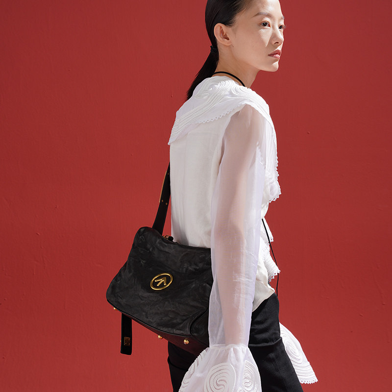 grotto个乐无性别主义黑石斜挎包 GROTTO个乐男士包袋