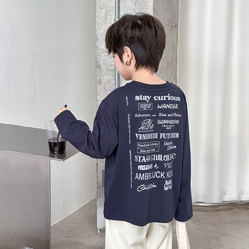 依依妈男童字母印花长袖t恤儿童秋装上衣宝宝宽松圆领套头打底衫 - 图0