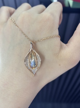 旭平合金马蹄莲仿水晶项链