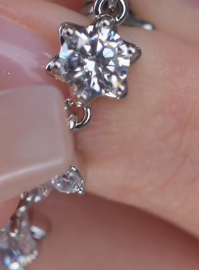 柔柔白色拼接四叶花手链时尚轻奢优雅气质手饰