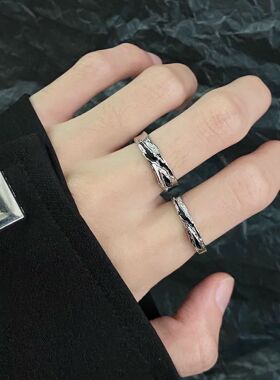 原创暗黑风珐琅滴胶戒指男女小众