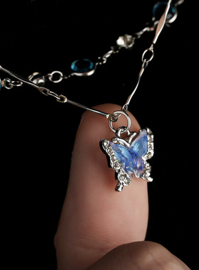 蓝色锆石蝴蝶项链男双层叠戴时尚设计气质锁骨链女高级百搭饰品潮