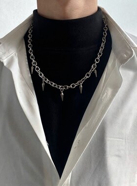 新款流苏项链男潮牌嘻哈柳钉小众冷淡风锁骨链女饰品朋克设计款