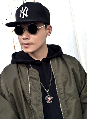 个性上帝之眼五芒星项链男嘻哈ins日韩复古潮人钛钢吊坠挂饰街头