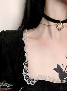 洛丽塔宫廷风爱心吊坠黑色项圈项链女复古丝绒锁骨链高级感脖颈链