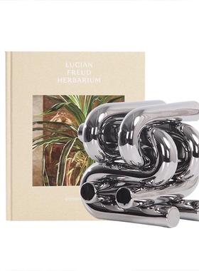 现代轻奢样板间客厅茶几床头柜蜻蜓书籍银色陶瓷组合装饰摆件