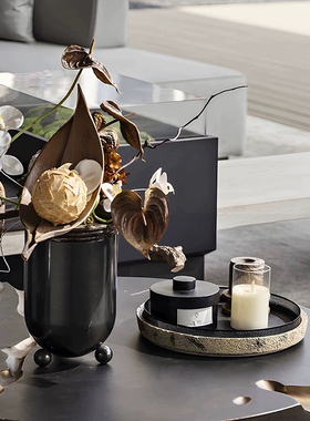 现代中古风样板房客厅茶几酒店洽谈桌仿真花托盘香薰组合装饰摆件