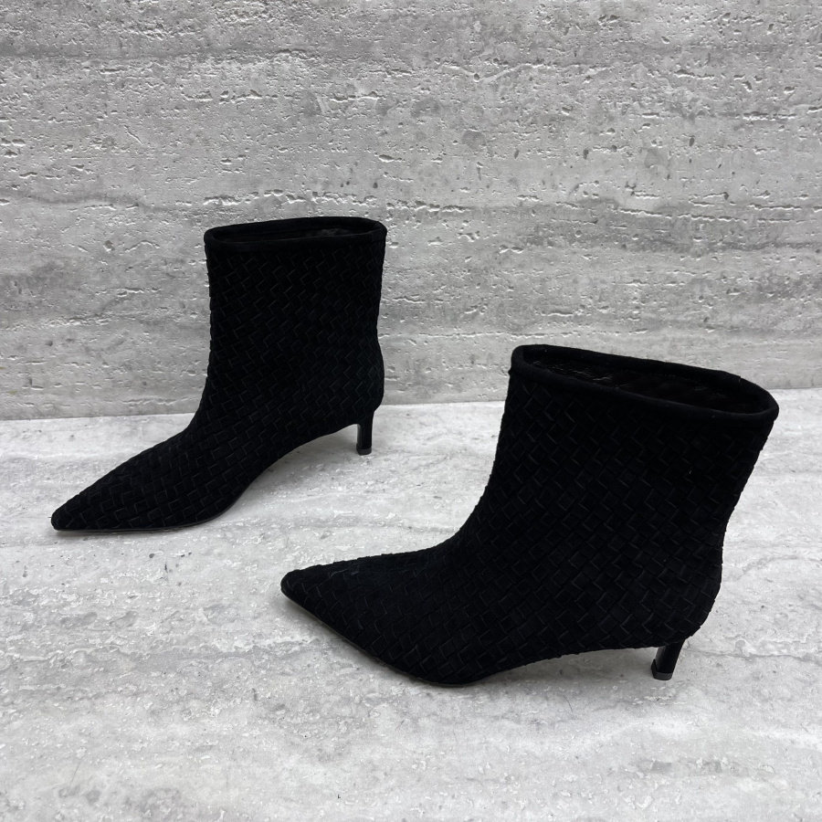 欧洲站女鞋2025秋季新款真皮编织羊猄尖头细跟高跟鞋流行短靴女潮,淘宝优惠券,粉丝福利购,淘宝优惠卷