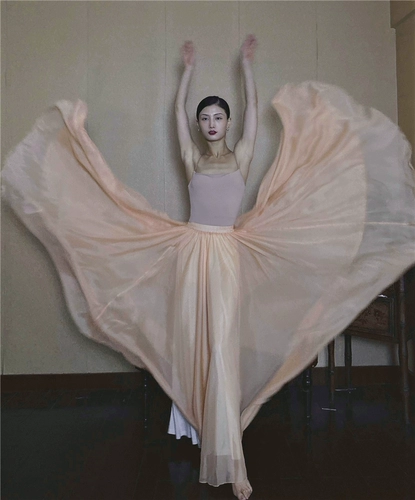 Wyz Cover Retro National Style Dance Subilt High -Definition Design Design Jazg High -Lenge Long Юбка Большой зонтик Синьцзян танцевальная юбка