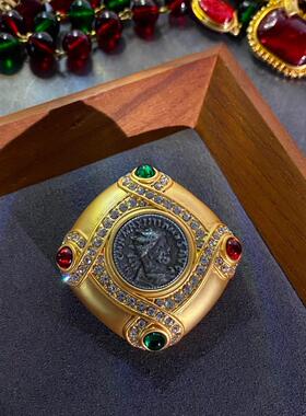 欧美vintage中古宫廷琉璃胸针
