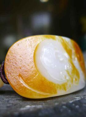 和田籽料花青珠老山檀手牌