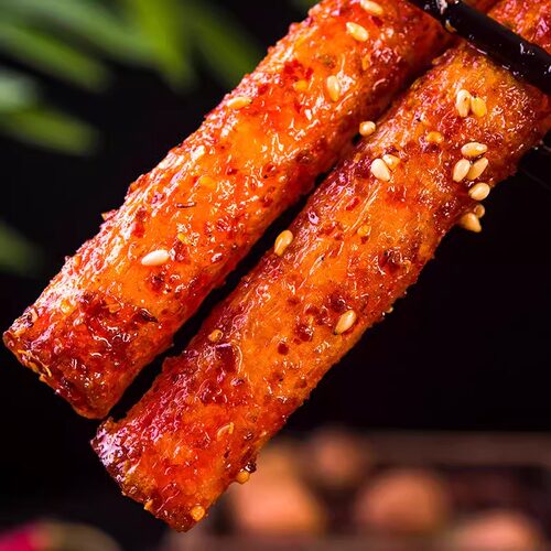 翻天娃通心棒辣条68g*3包香辣味解馋小零食时怀旧面筋素肉小吃 - 图2